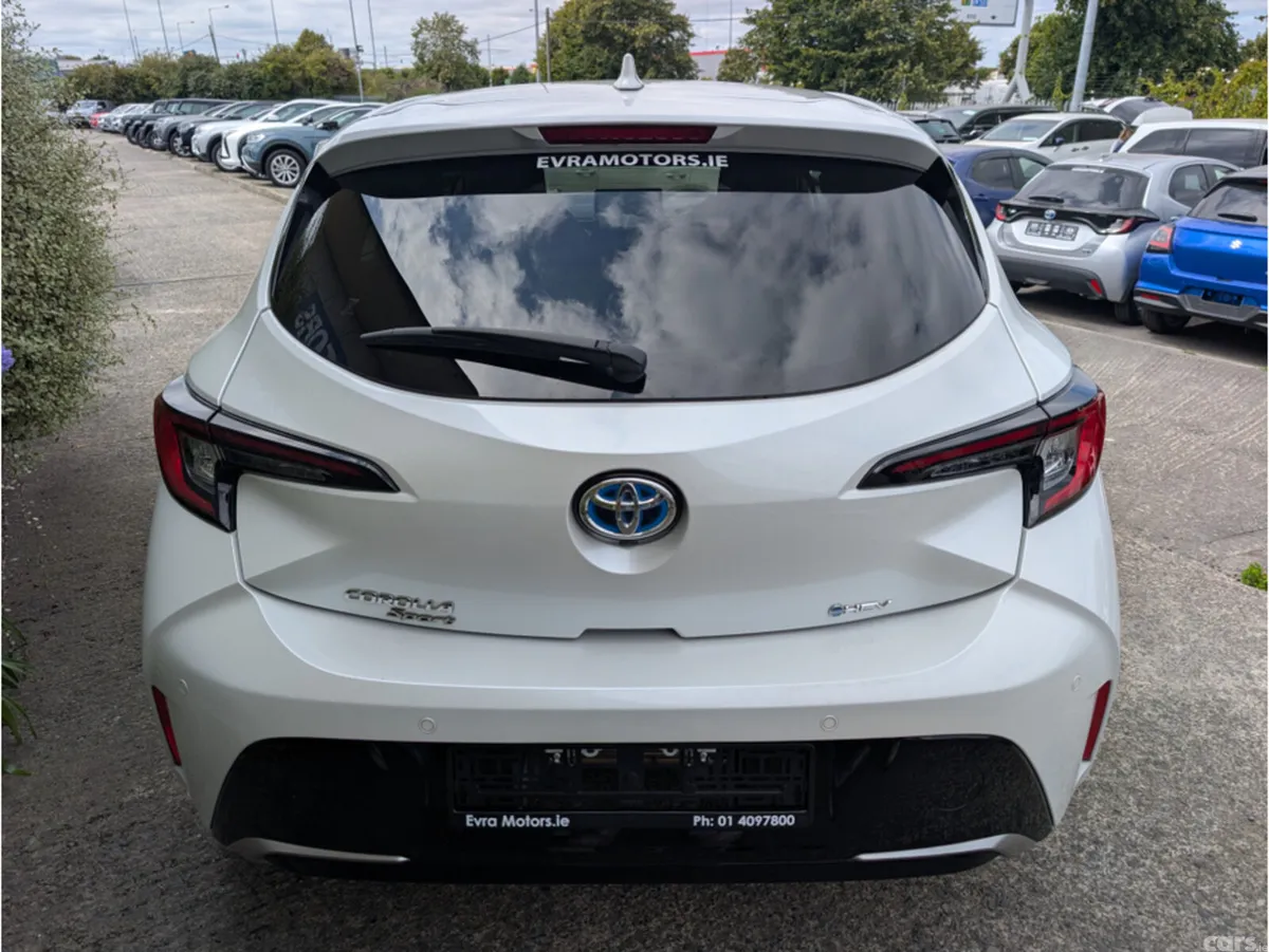 Toyota Corolla Hatchback, Petrol Hybrid, 2025, White
