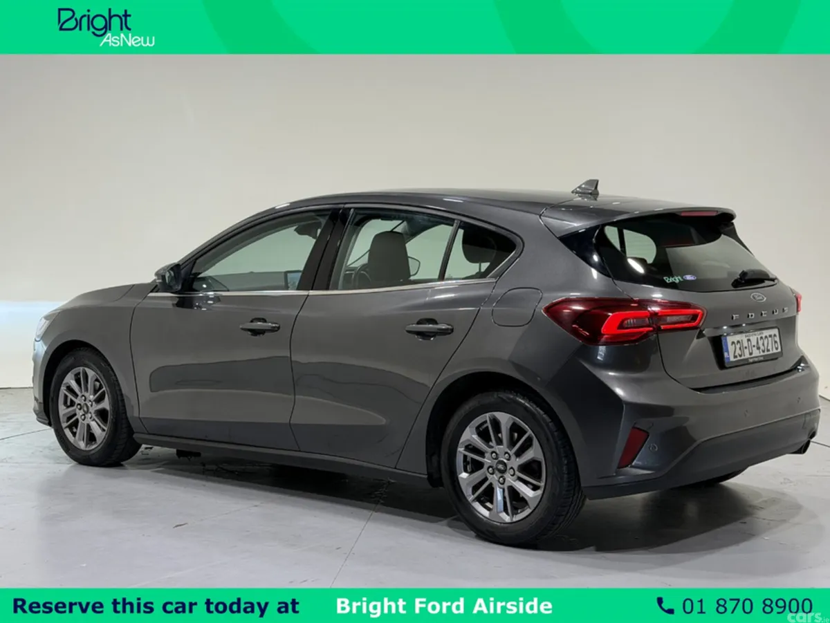 Ford Focus Hatchback, Diesel, 2023, Grey