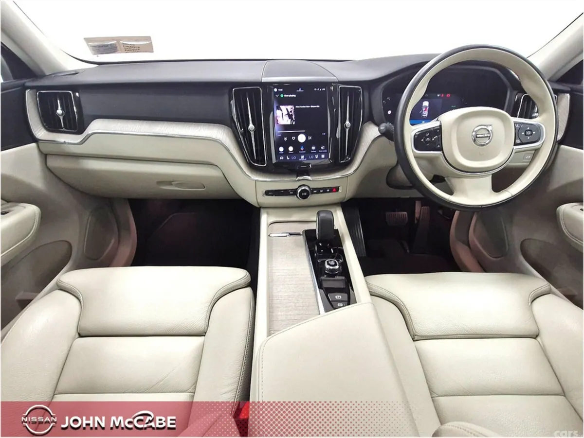 Volvo XC60 SUV, Petrol Plug-in Hybrid, 2022, Grey