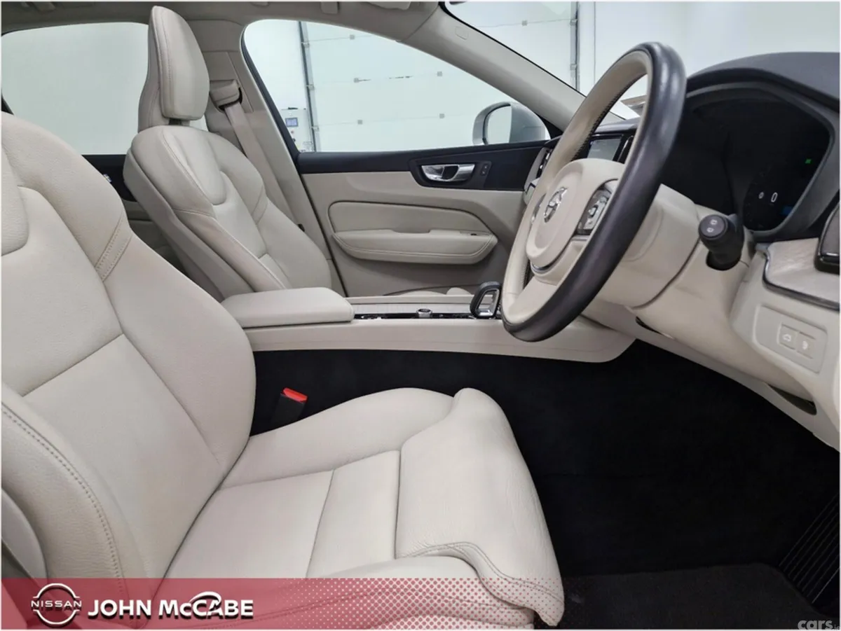 Volvo XC60 SUV, Petrol Plug-in Hybrid, 2022, Grey