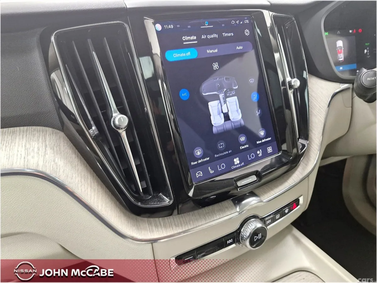Volvo XC60 SUV, Petrol Plug-in Hybrid, 2022, Grey