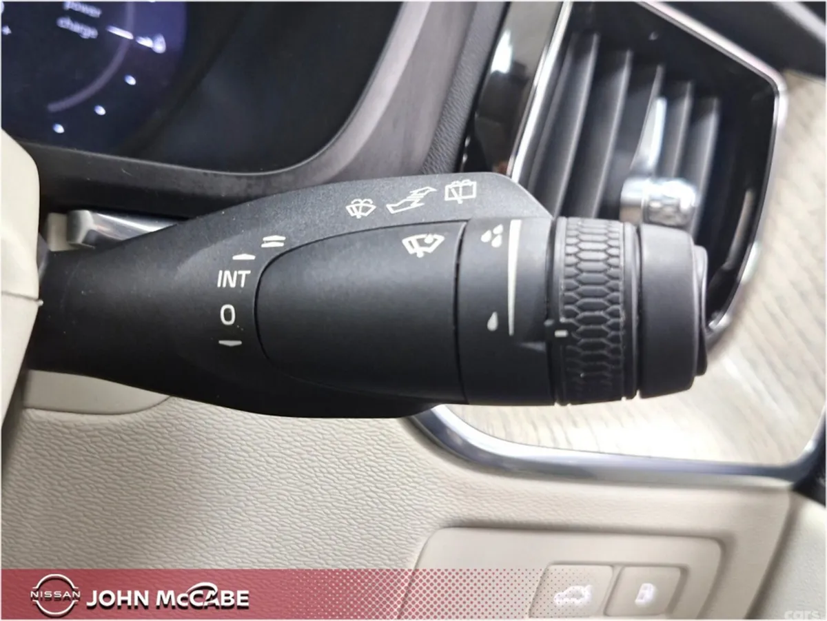 Volvo XC60 SUV, Petrol Plug-in Hybrid, 2022, Grey