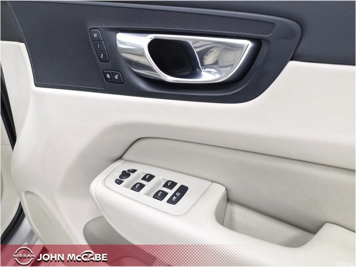 Volvo XC60 SUV, Petrol Plug-in Hybrid, 2022, Grey