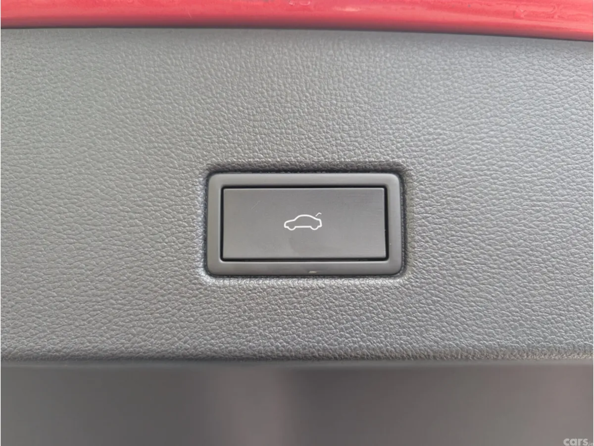 Volkswagen T-Roc SUV, Petrol, 2024, Red
