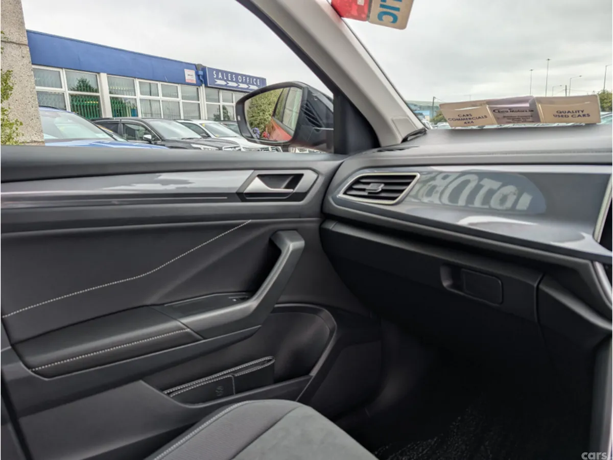 Volkswagen T-Roc SUV, Petrol, 2024, Red