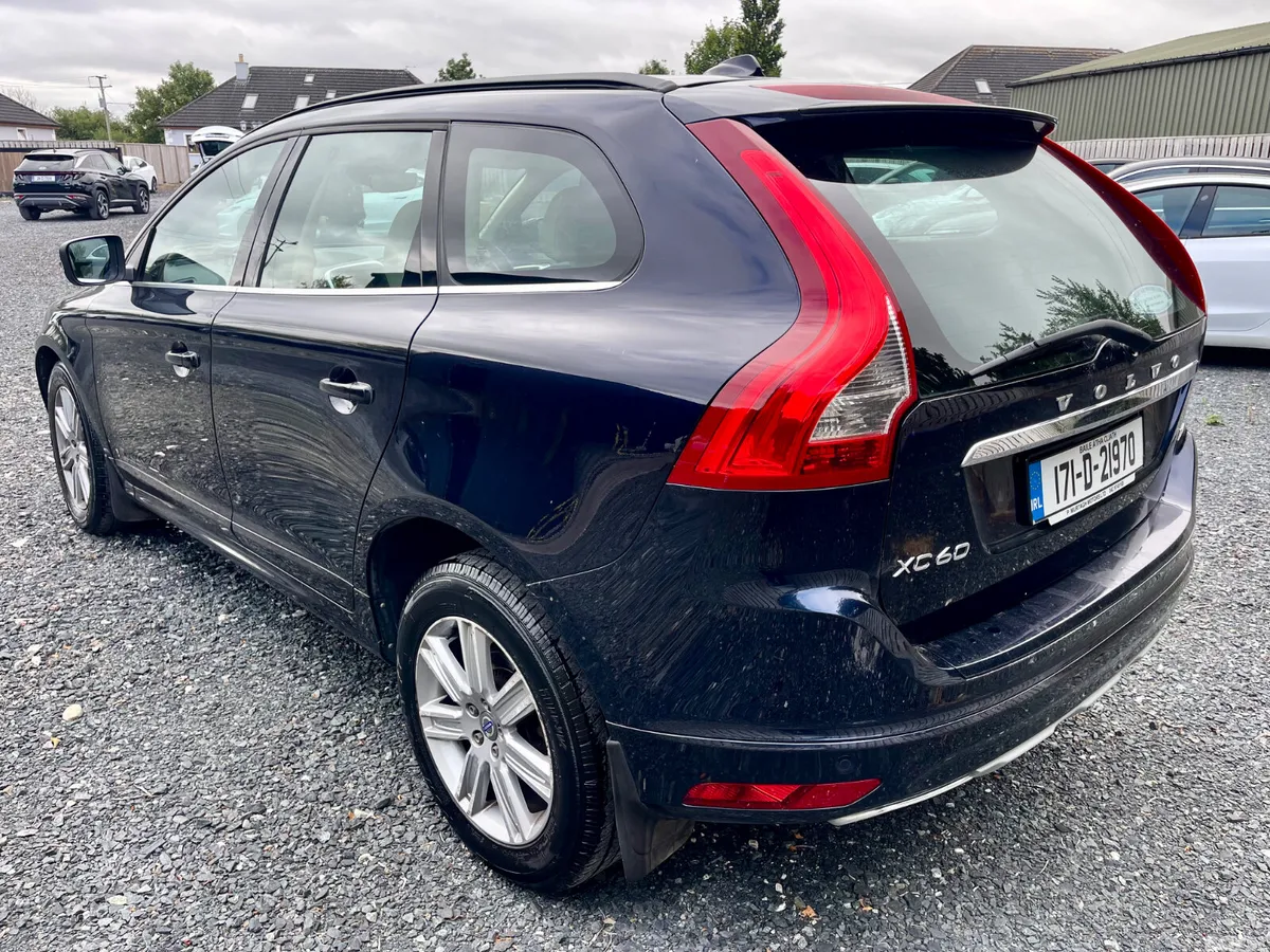 Volvo XC60 SUV, Diesel, 2017, Blue