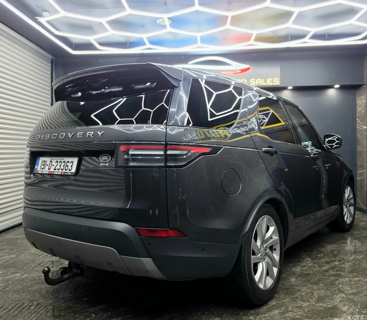 Land Rover Discovery SUV, Diesel, 2019, Grey