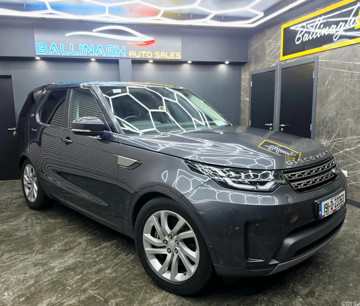 Land Rover Discovery SUV, Diesel, 2019, Grey