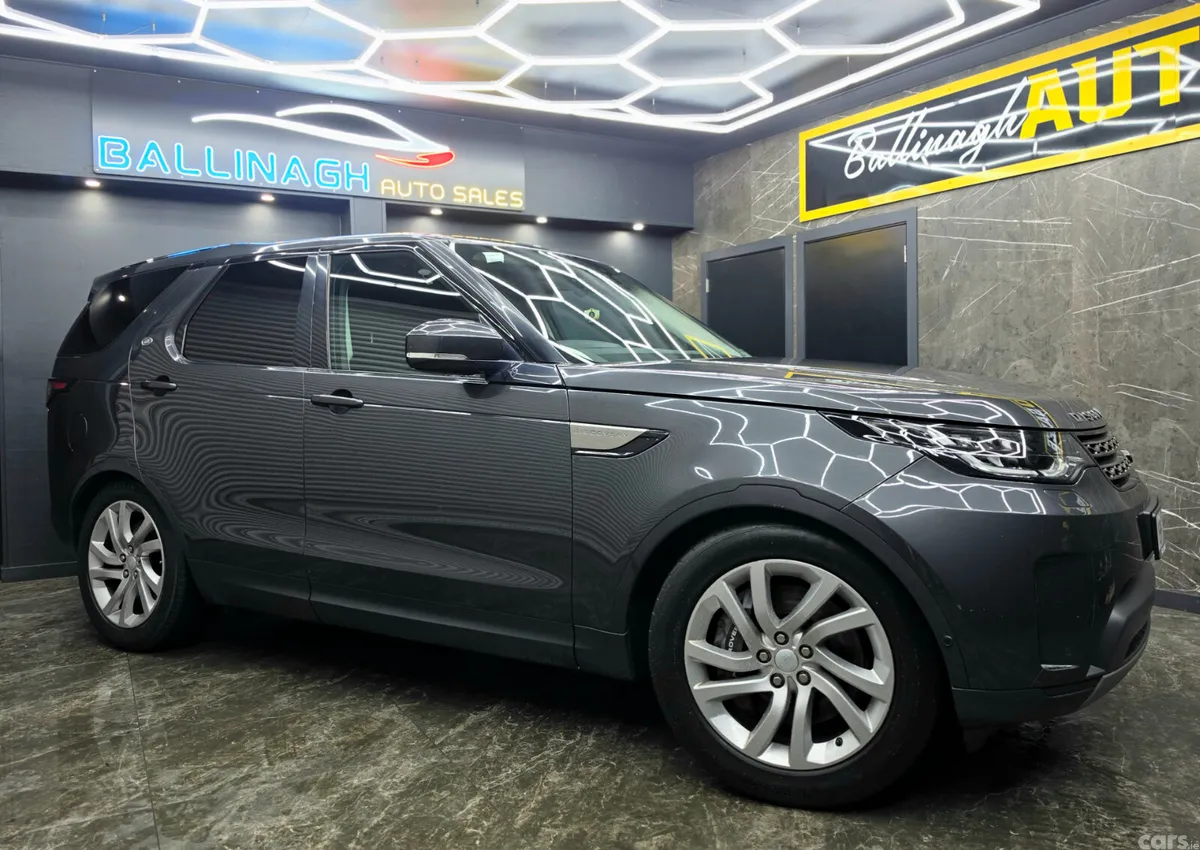 Land Rover Discovery SUV, Diesel, 2019, Grey