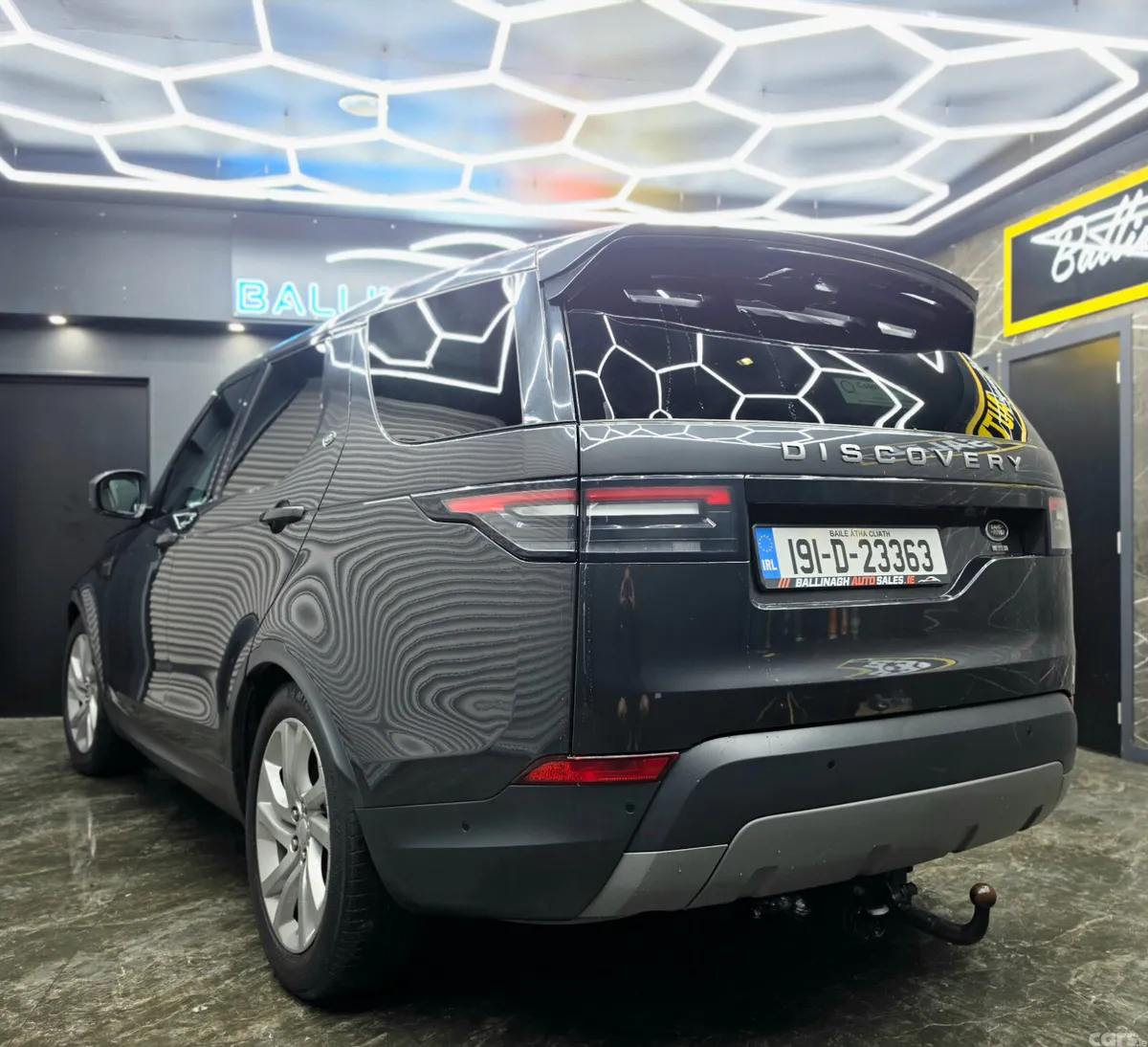 Land Rover Discovery SUV, Diesel, 2019, Grey