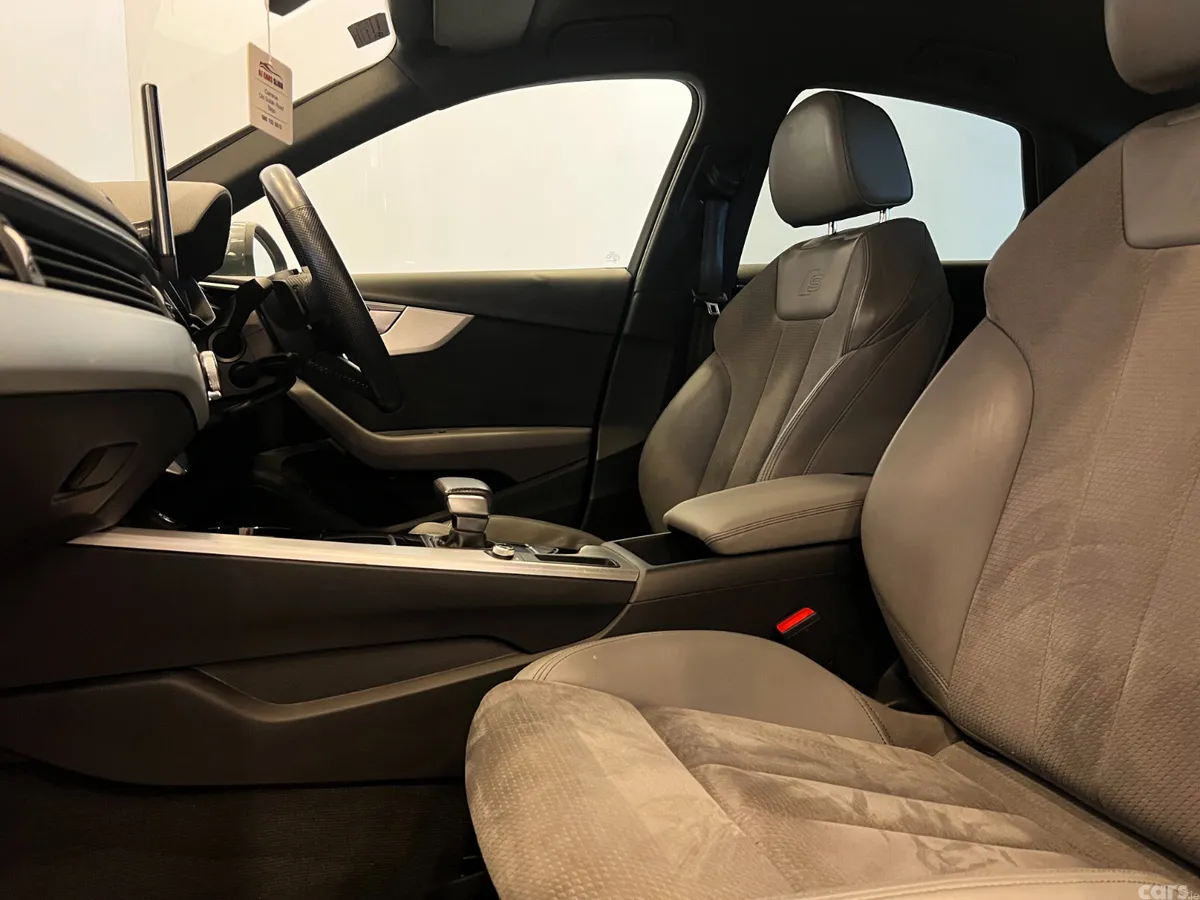 Audi A4 Saloon, Diesel, 2021, Grey