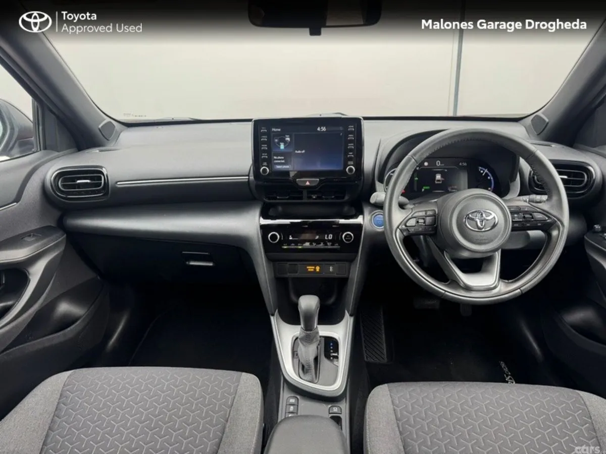 Toyota Yaris Cross Hatchback, Petrol Hybrid, 2023, Red