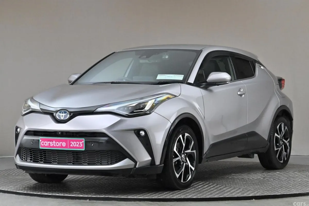 Toyota C-HR SUV, Petrol Hybrid, 2023, Silver