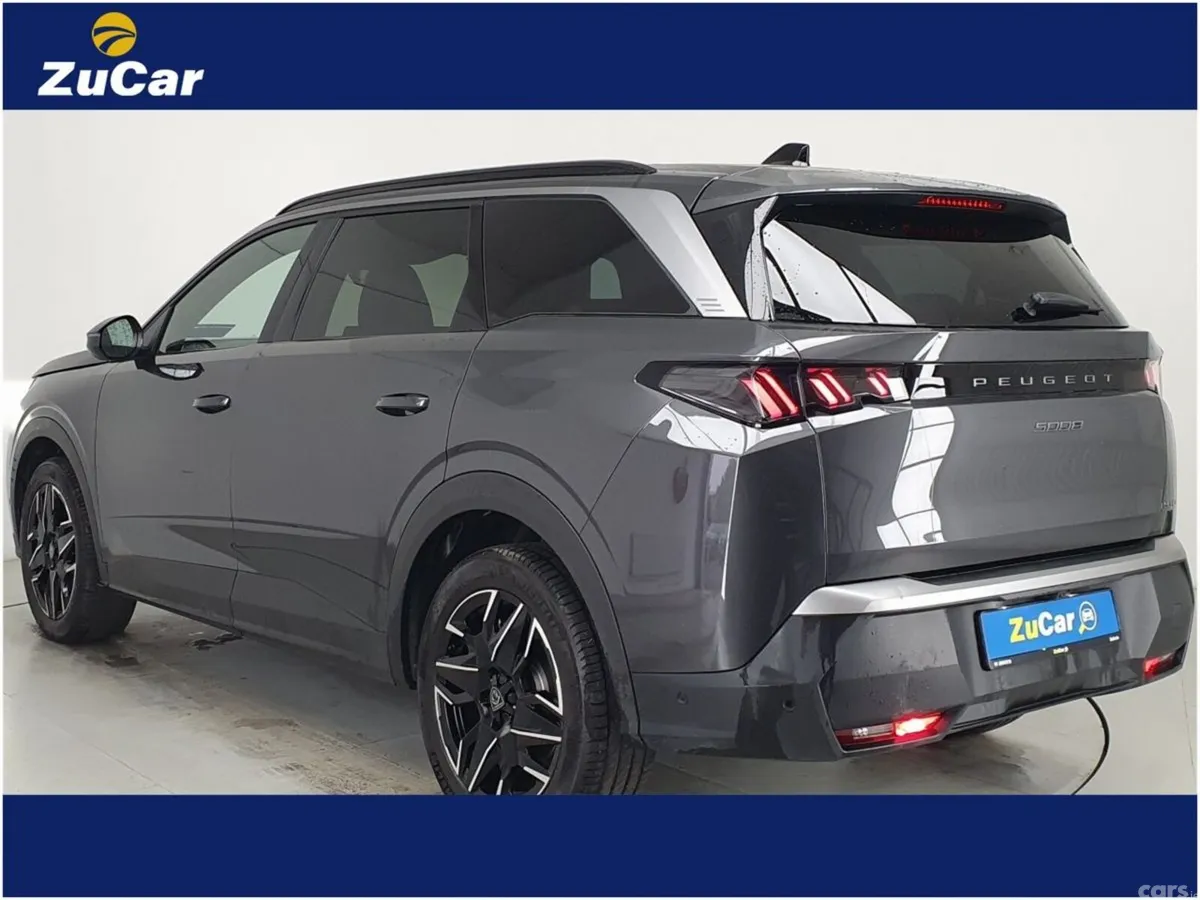 Peugeot 5008 MPV, Petrol, 2025, Grey