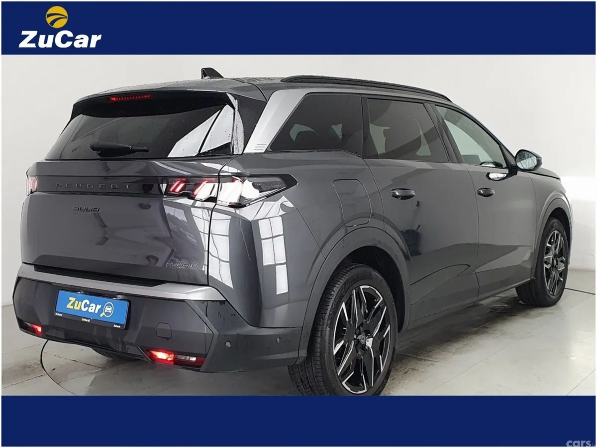 Peugeot 5008 MPV, Petrol, 2025, Grey