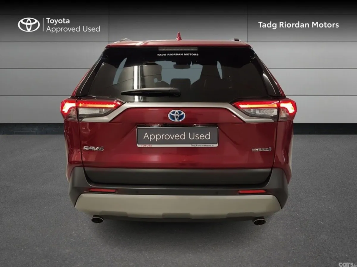 Toyota RAV4 SUV, Petrol Hybrid, 2023, Red