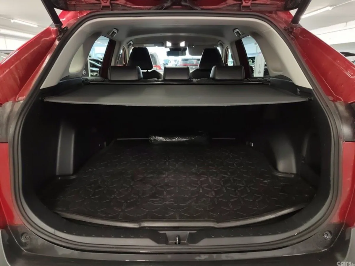 Toyota RAV4 SUV, Petrol Hybrid, 2023, Red