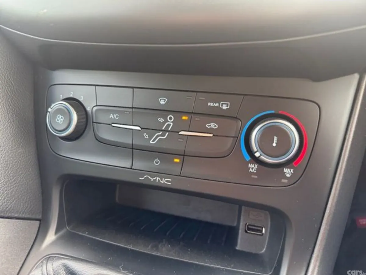 Ford Focus Estate, Diesel, 2017, Blue