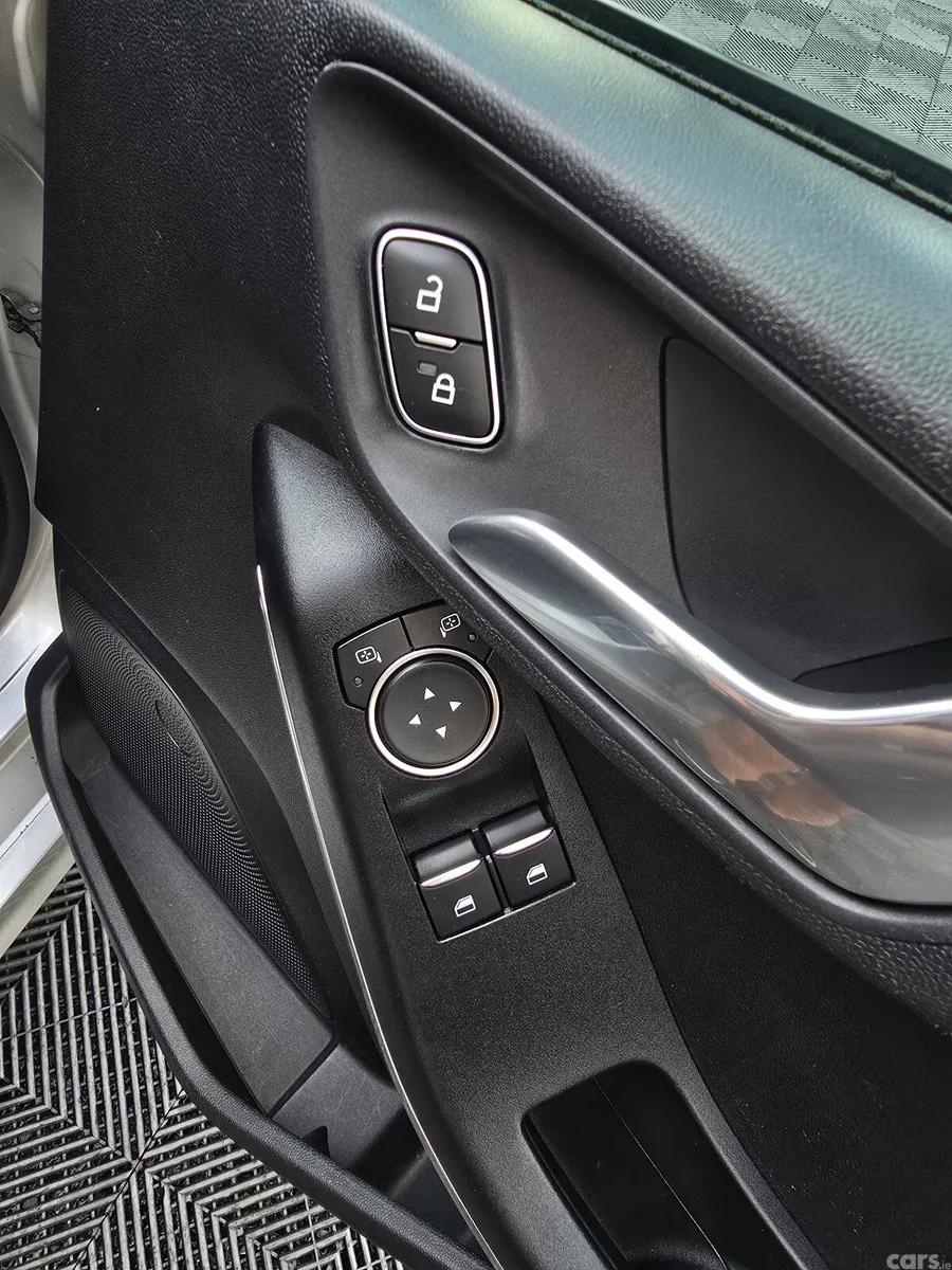 Ford Fiesta Hatchback, Petrol, 2019, Silver