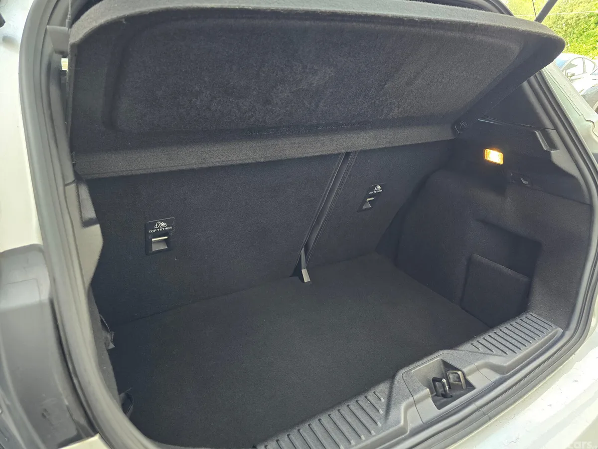 Ford Fiesta Hatchback, Petrol, 2019, Silver