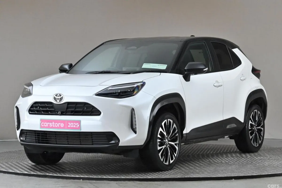 Toyota Yaris Cross SUV, Petrol Hybrid, 2025, White