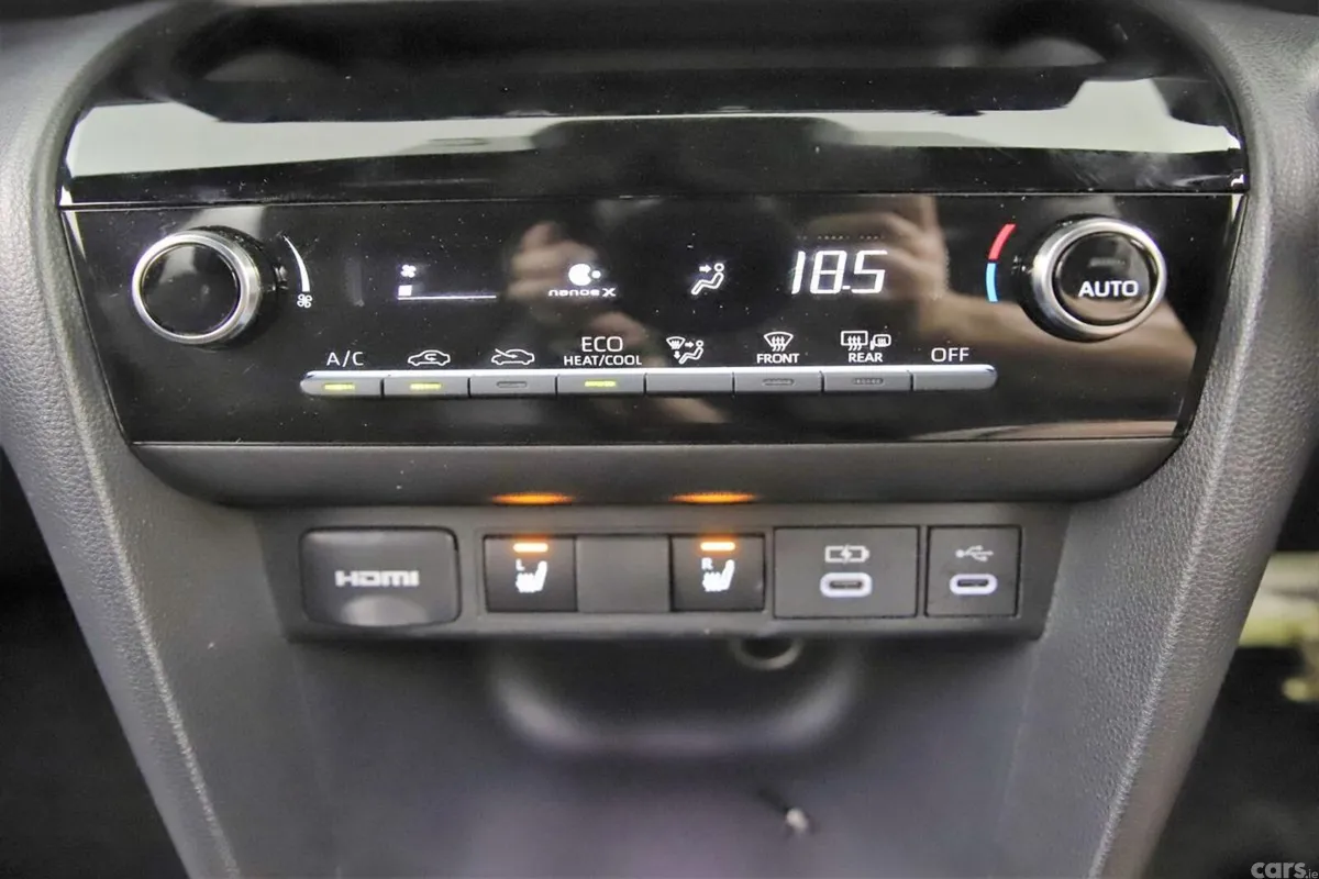 Toyota Yaris Cross SUV, Petrol Hybrid, 2025, White