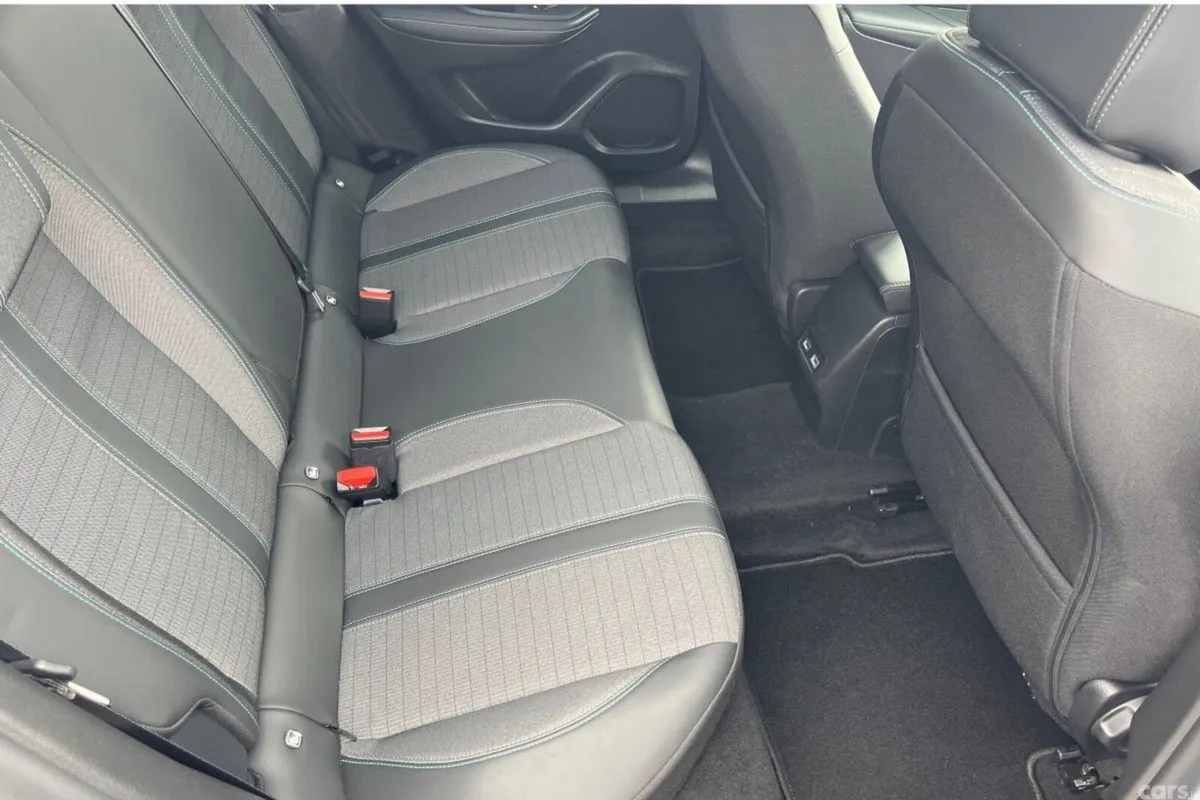 Peugeot 2008 SUV, Petrol, 2022, White