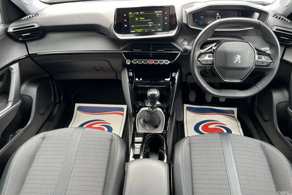Peugeot 2008 SUV, Petrol, 2022, White