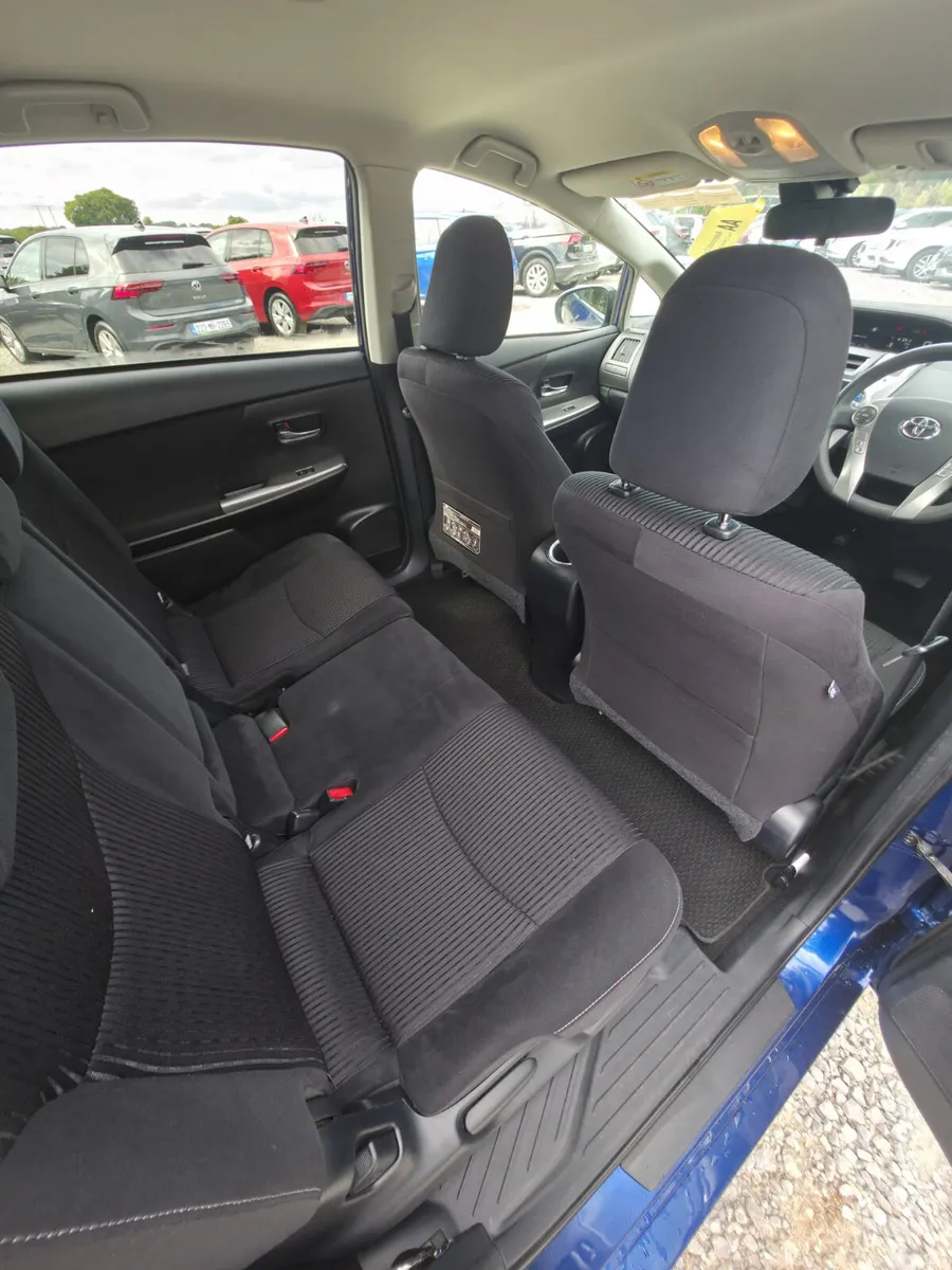Toyota Prius Estate, Petrol Hybrid, 2017, Blue