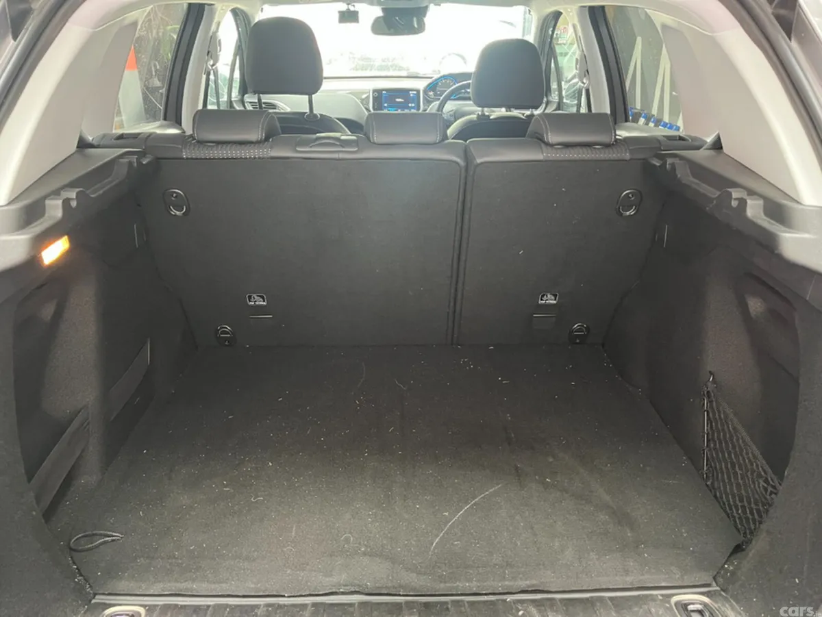 Peugeot 2008 SUV, Petrol, 2019, Silver