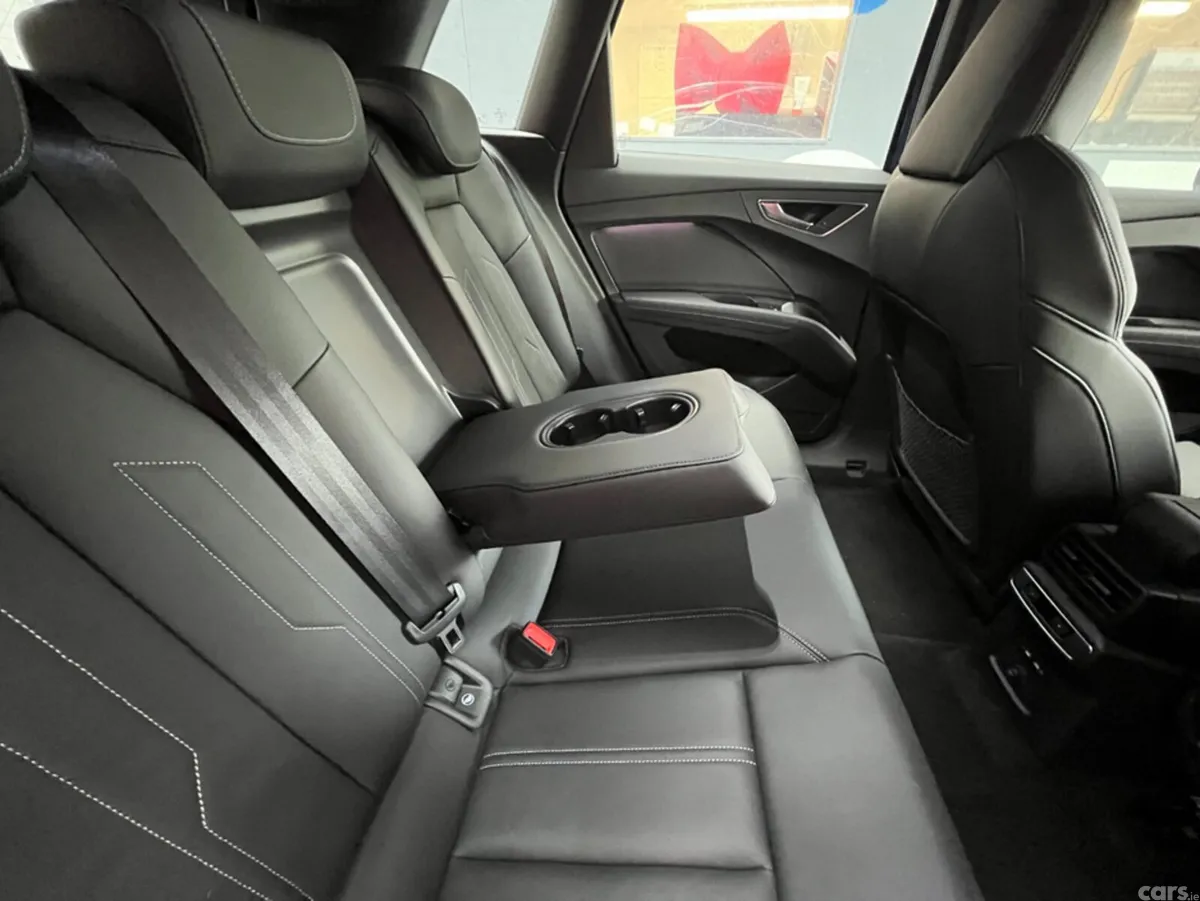 Audi Q4 e-tron SUV, Electric, 2025, Blue