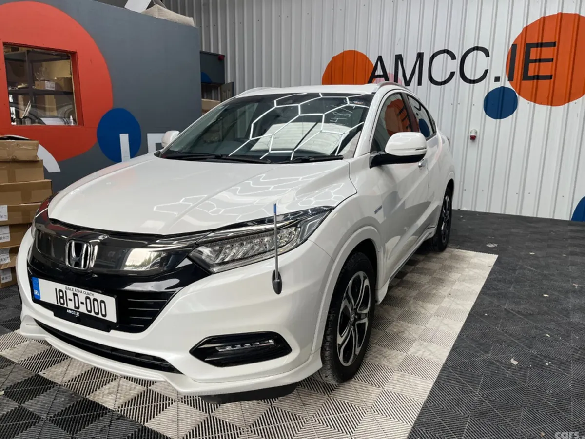 Honda Vezel SUV, Petrol, 2018, White