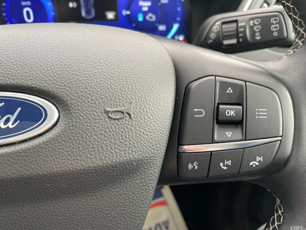 Ford Kuga MPV, Petrol Plug-in Hybrid, 2022, Grey
