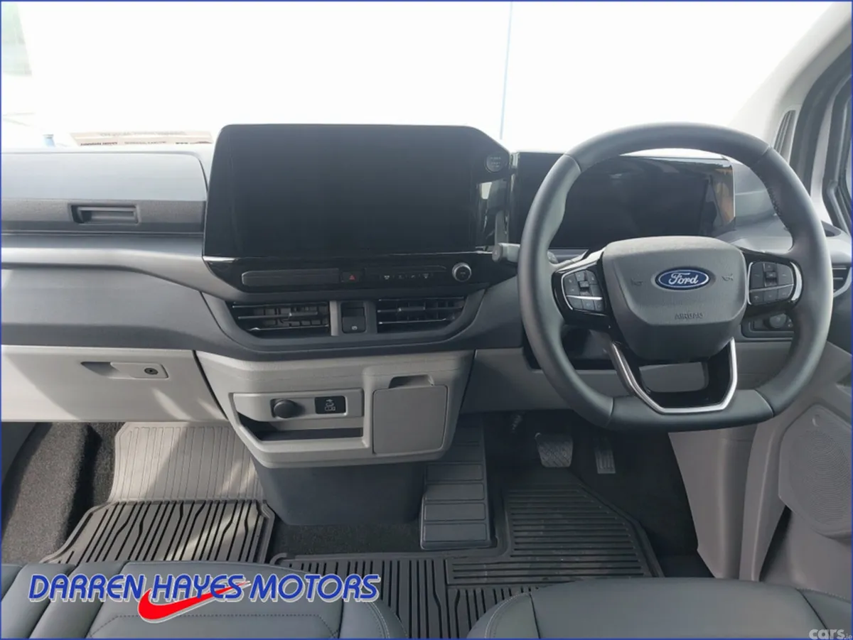 Ford Tourneo MPV, Diesel, 2026, Silver