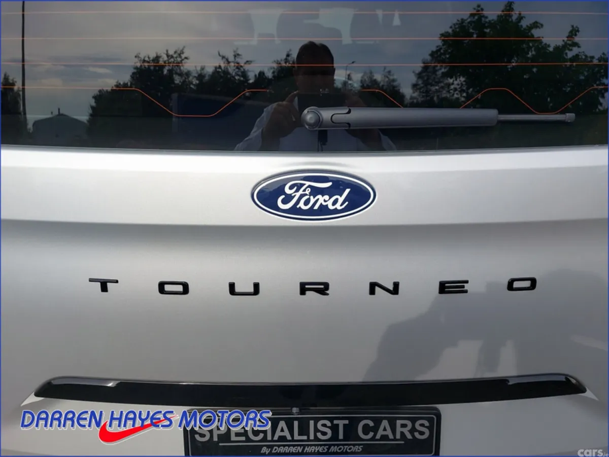 Ford Tourneo MPV, Diesel, 2026, Silver