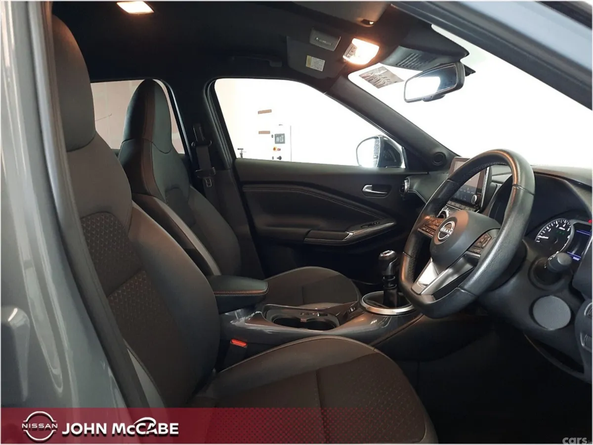 Nissan Juke MPV, Petrol, 2024, Grey