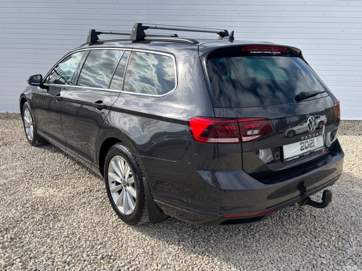 Volkswagen Passat Estate, Diesel, 2021, Grey