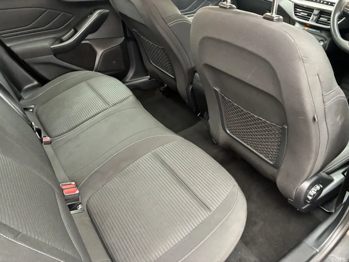 Ford Focus Hatchback, Petrol, 2023, Grey