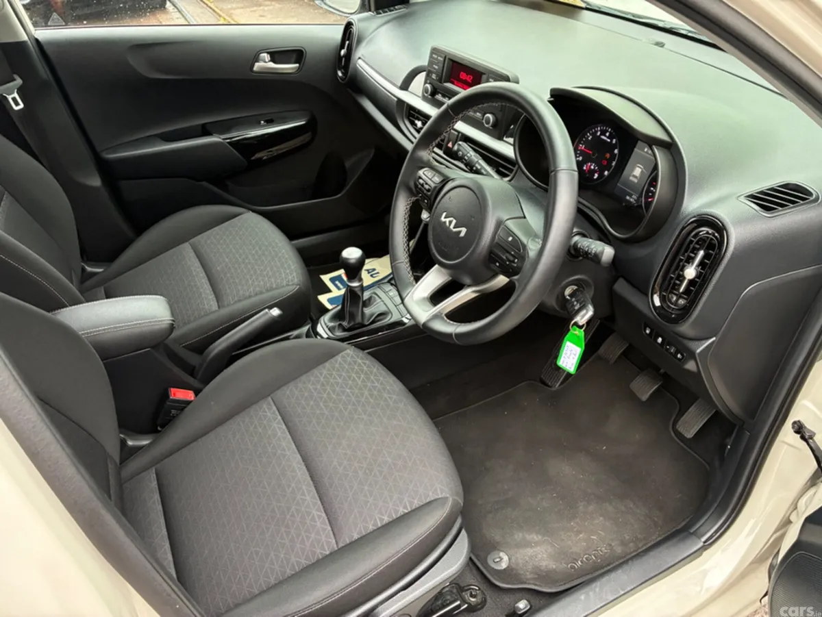 Kia Picanto Hatchback, Petrol, 2024, Yellow