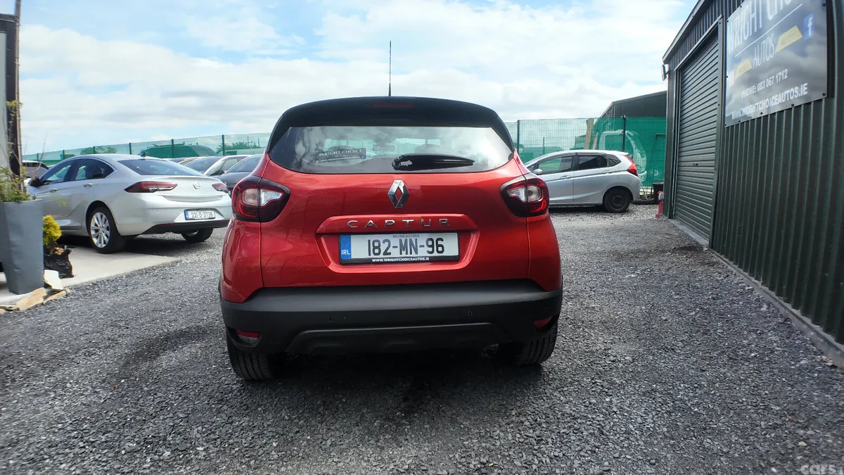 Renault Captur Hatchback, Diesel, 2018, Red