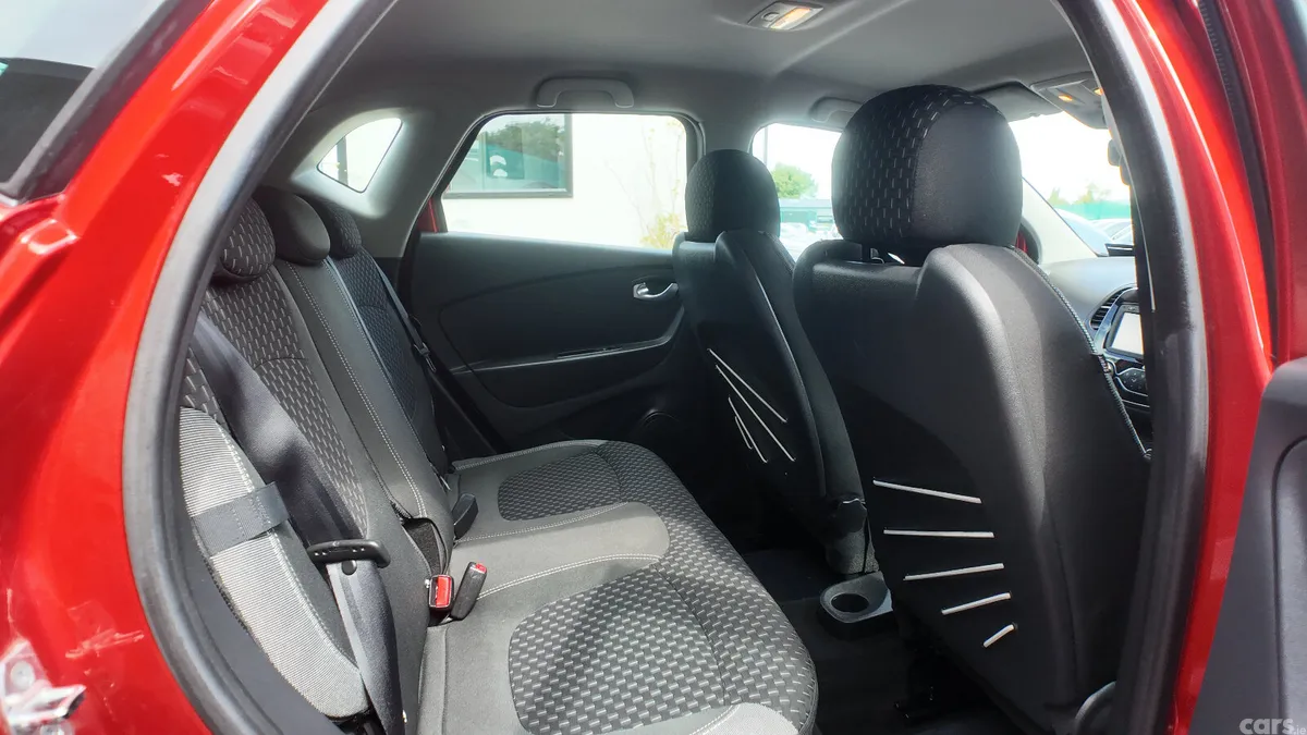 Renault Captur Hatchback, Diesel, 2018, Red