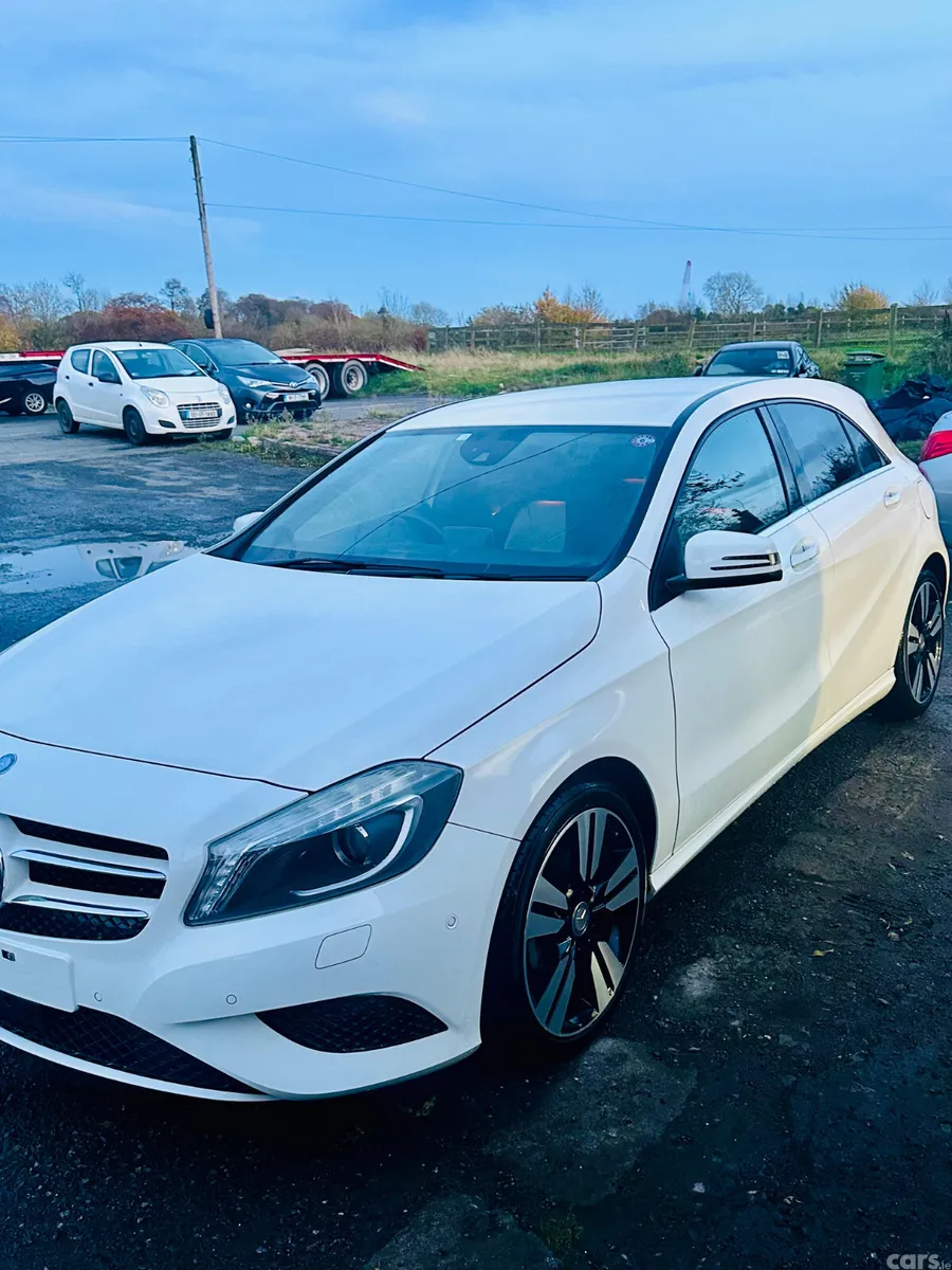Mercedes-Benz A-Class Hatchback, Petrol, 2014, White