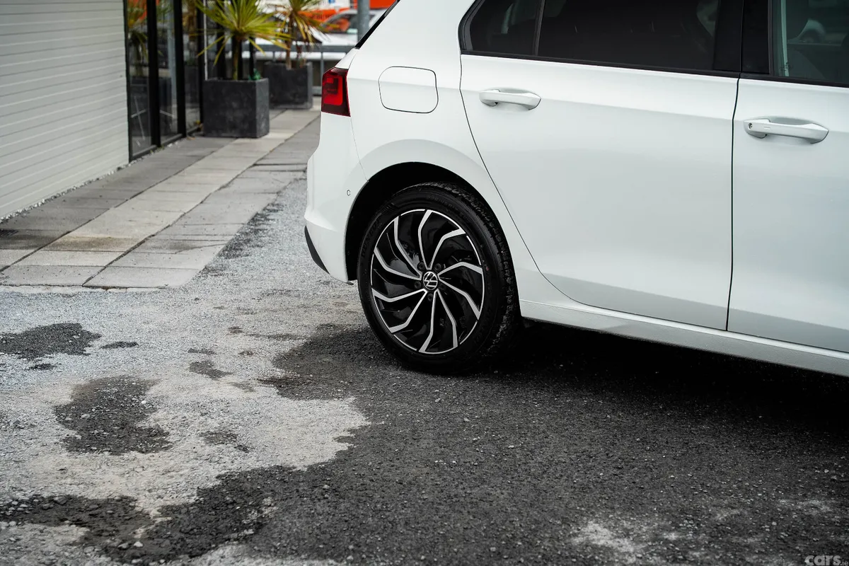 Volkswagen Golf Hatchback, Diesel, 2022, White