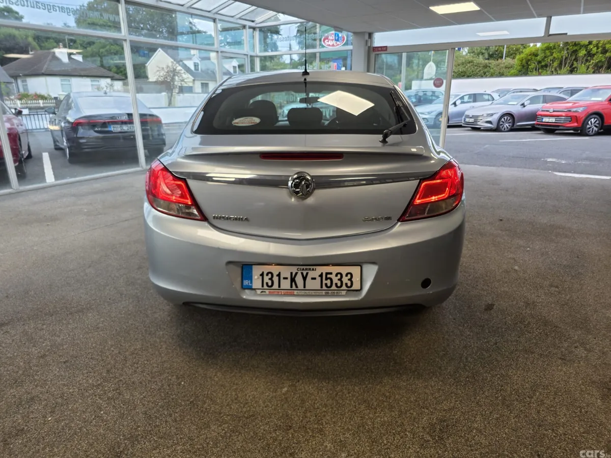 Vauxhall Insignia Hatchback, Diesel, 2013, Silver