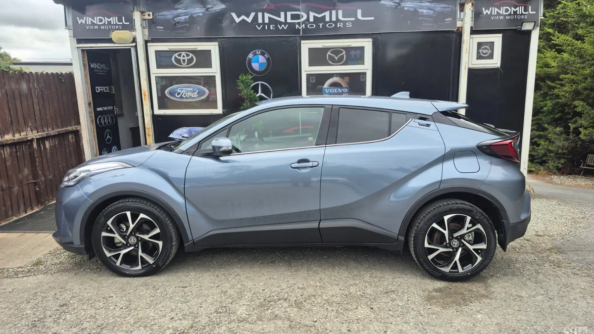 Toyota C-HR Hatchback, Petrol, 2023, Grey