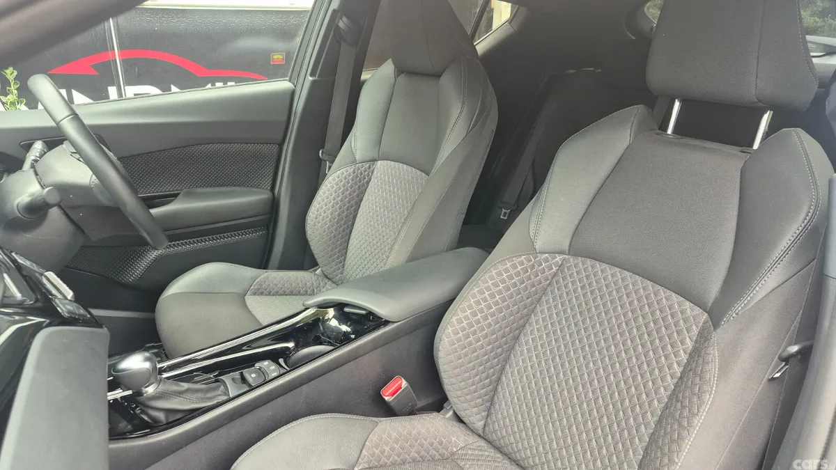 Toyota C-HR Hatchback, Petrol, 2023, Grey