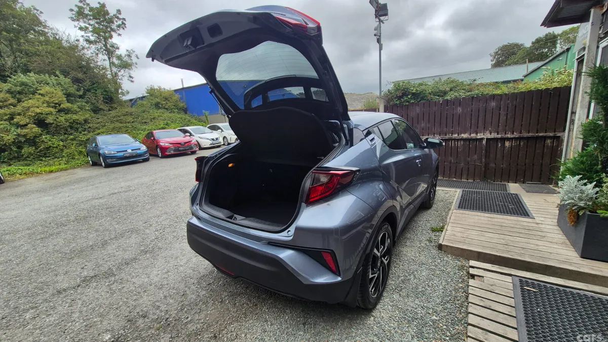 Toyota C-HR Hatchback, Petrol, 2023, Grey