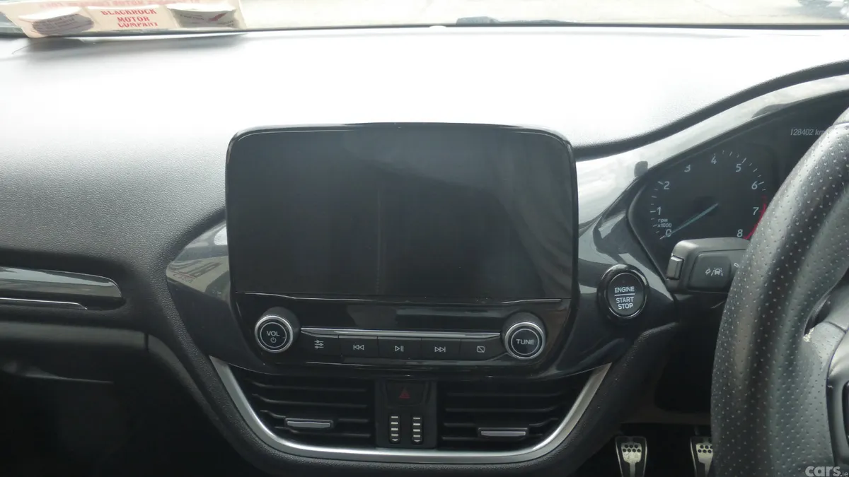 Ford Fiesta Hatchback, Petrol, 2018, Red