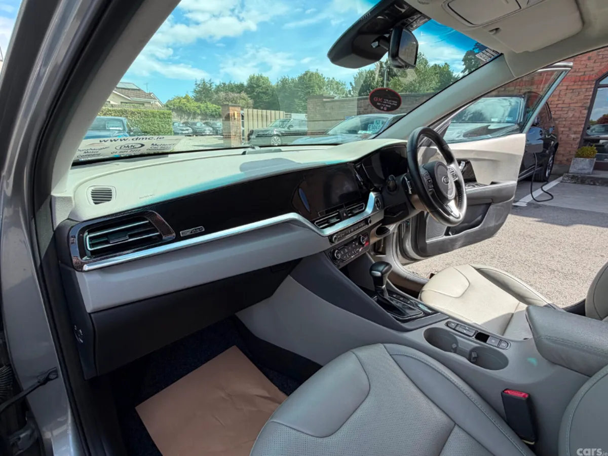 Kia Niro SUV, Petrol Plug-in Hybrid, 2021, Grey