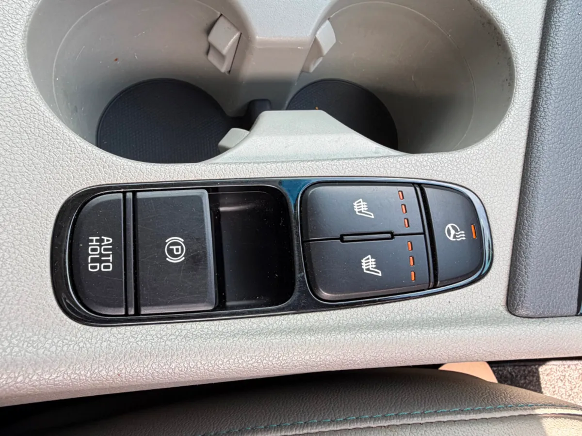 Kia Niro SUV, Petrol Plug-in Hybrid, 2021, Grey